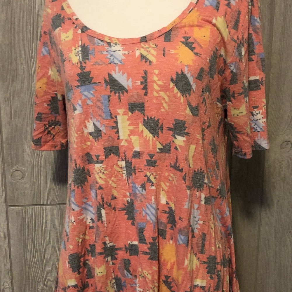 Xs perfect tee gently used